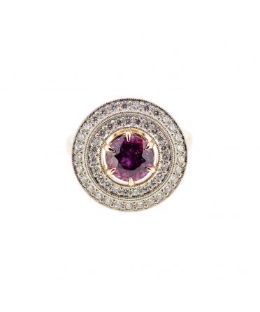 Gold ring with pink sapphire and diamonds - 1