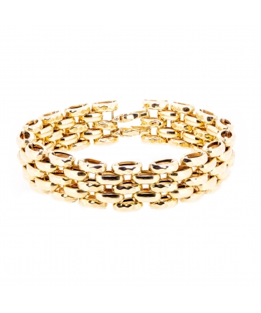 Gold bracelet with hammered links - 1