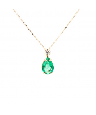 Gold pendant with a diamond and a Pear-cut emerald - 1