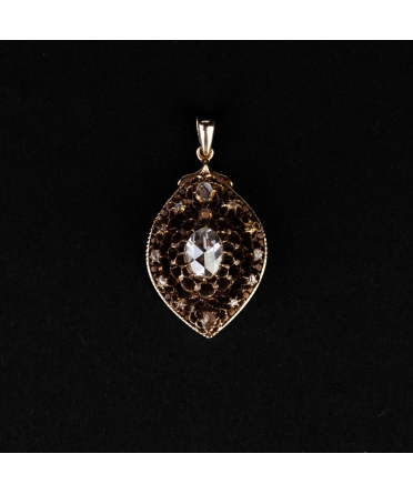 Antique gold pendant with rose cut diamond - 1