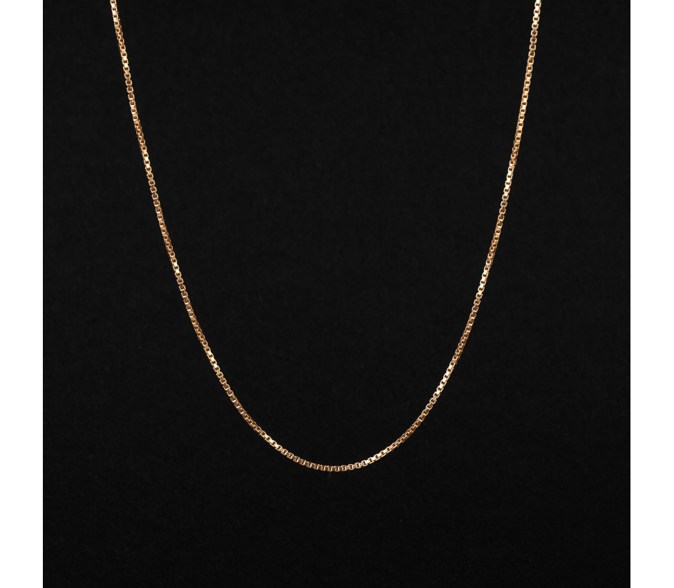 Gold vintage box chain, Italy - 1